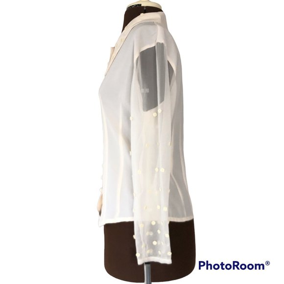 Vintage Blouse with Floral Button Embellished Collar and Sleeves - Picture 4 of 8